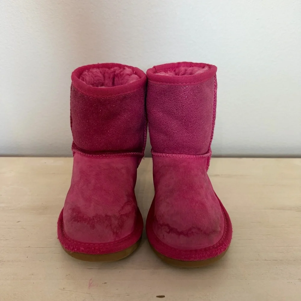 Ugg Pink Suede/Glitter Classic Short Boots